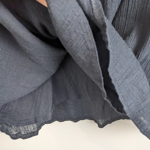 L Space cotton black bell sleeve and lace kaftan top - Picture 7 of 11